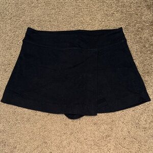 Forever 21 black knit skort